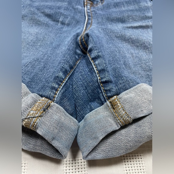 Torrid Denim Shorts Size 14 Distressed Cuffed Mid-Rise - Picture 3 of 10